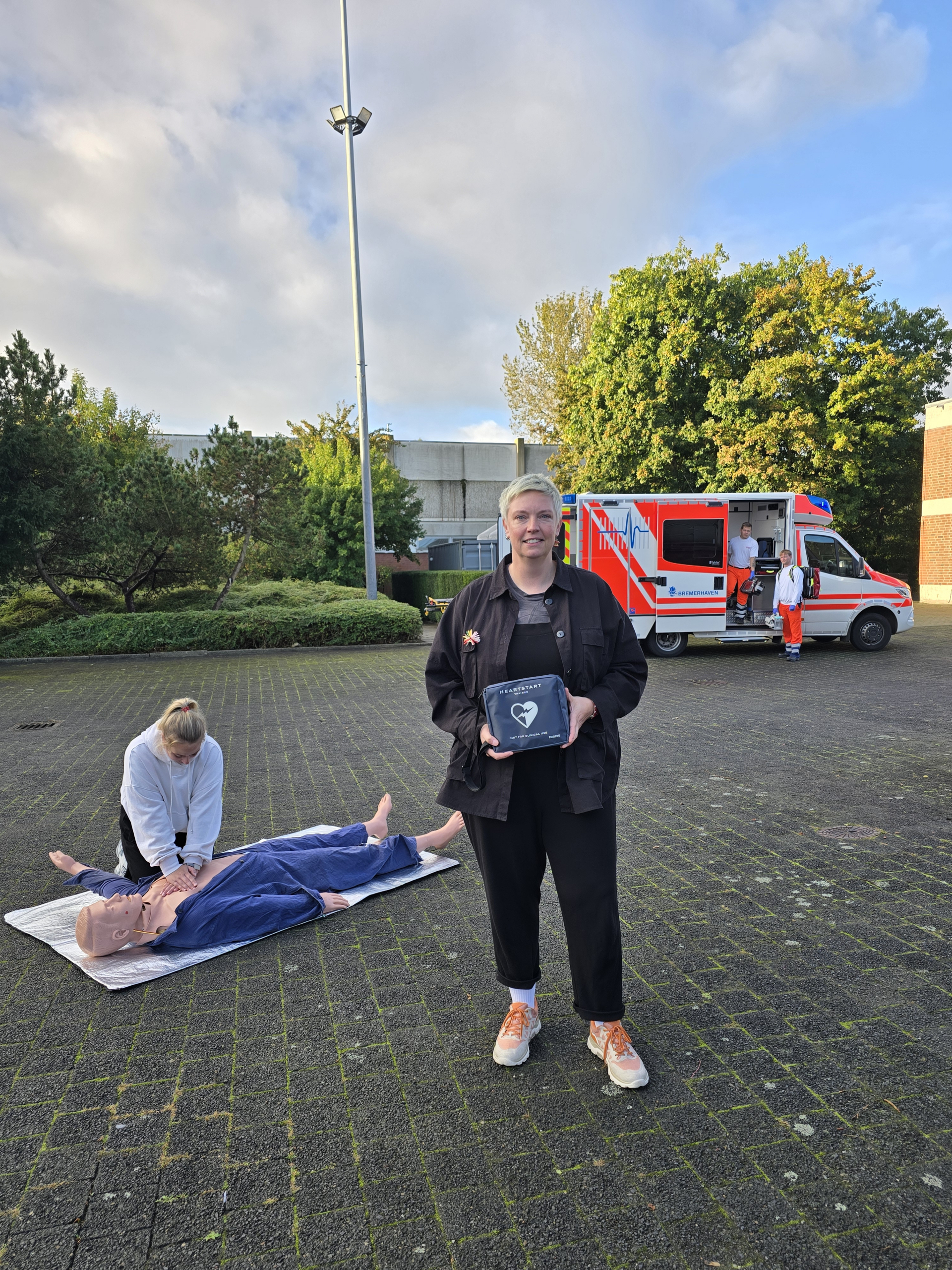 FW Bremerhaven: Die Schulen in Bremerhaven unterstützen das Ersthelfersystem „Mobile Retter“
