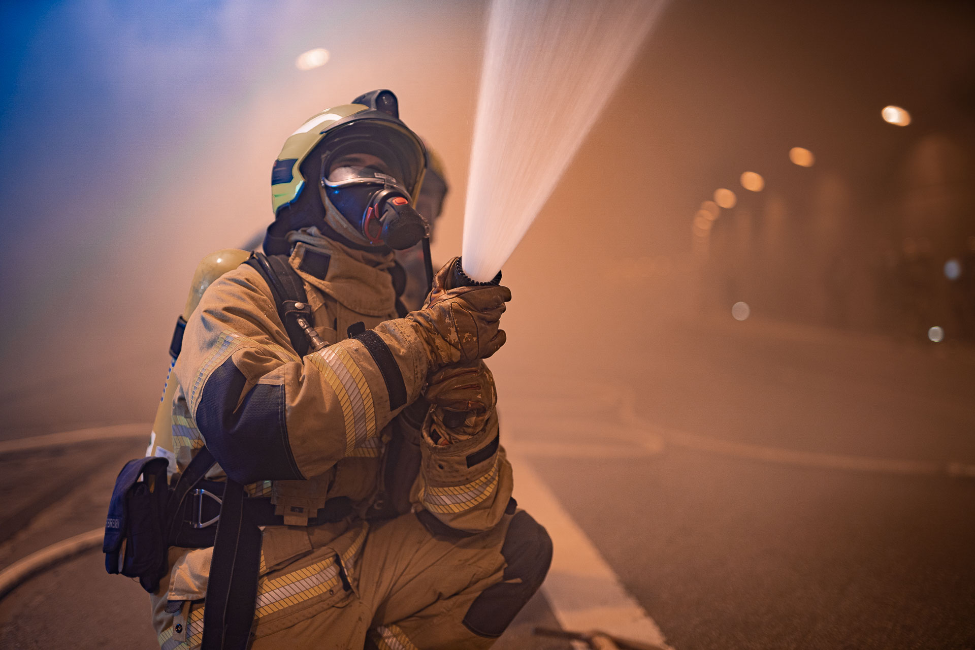 FW-HB: Neue Berufsausbildung: „Von der Schule direkt zur Feuerwehr“