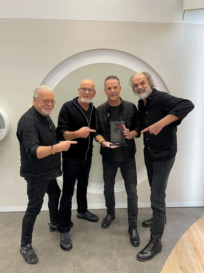 Santiano erneut an der Spitze!   „Da braut sich was zusammen“ steigt auf Platz 1 der Albumcharts ein