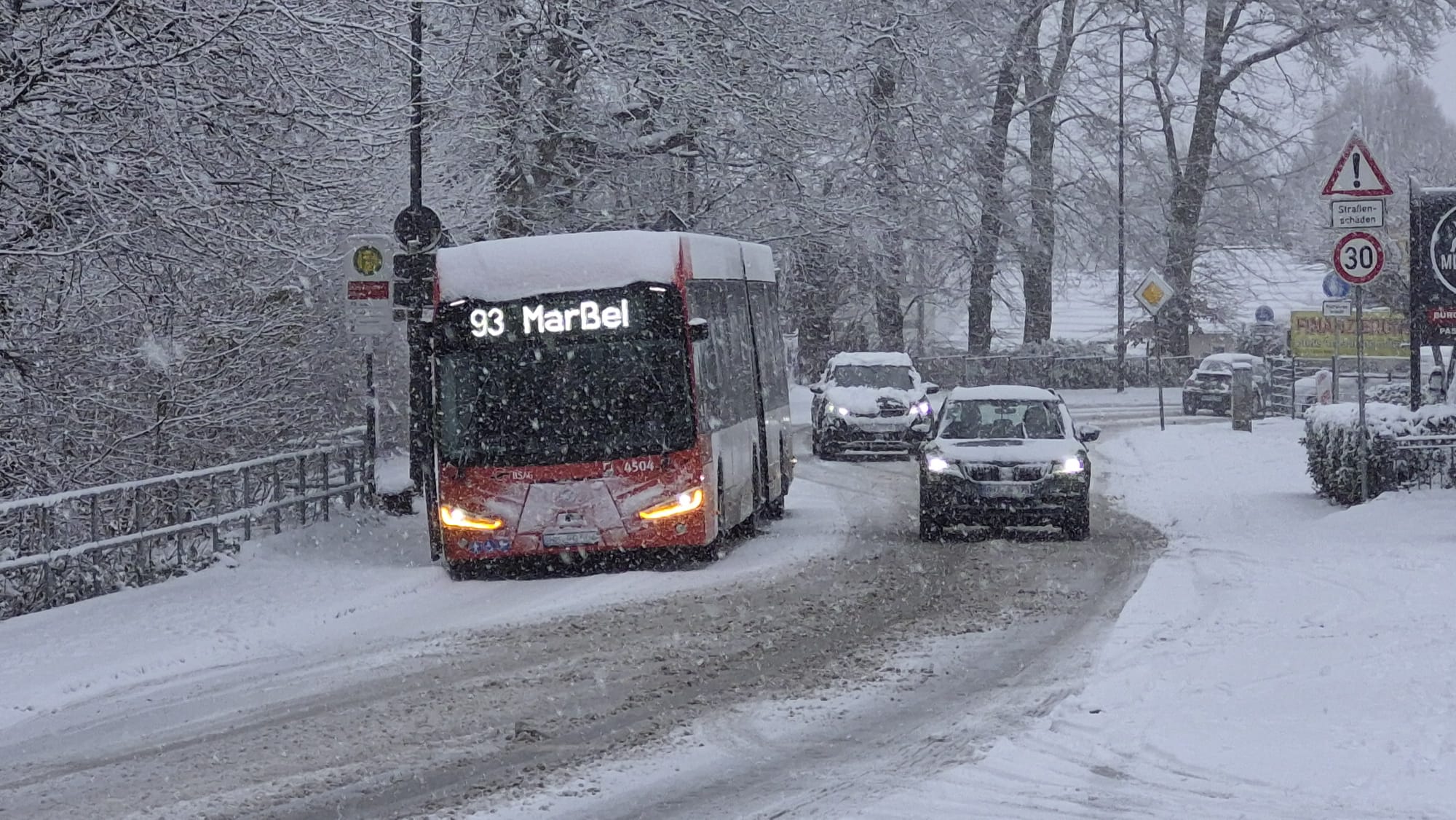 Drohendes Schneechaos: Fällt in Bremen und Bremerhaven die Schule aus?