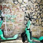 Schattenseite der Mikromobilität: Warum die E-Scooter-Unfallzahlen stark steigen